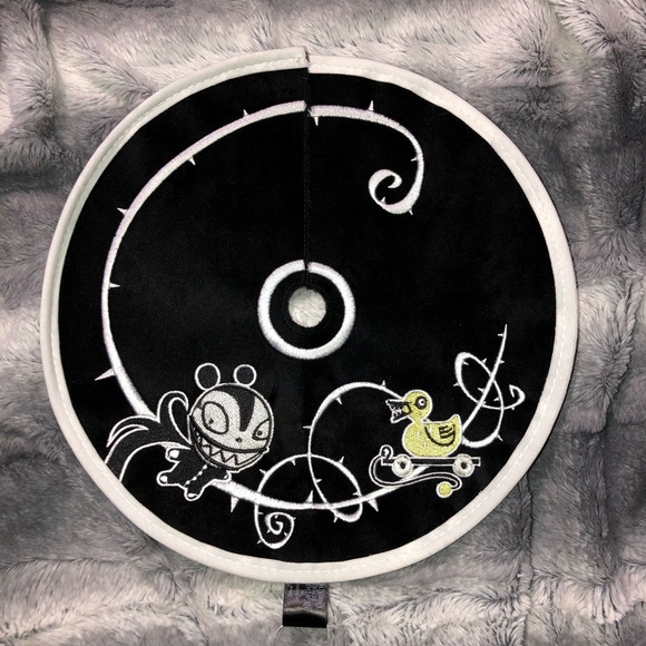 Hallmark Holiday Nwt Nightmare Before Christmas Tree Skirt Poshmark
